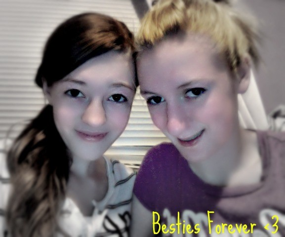 me and mah cuz :)