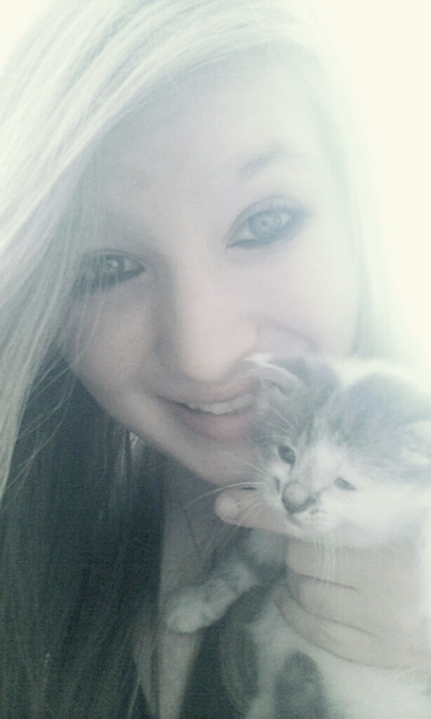 KITTAY! :D