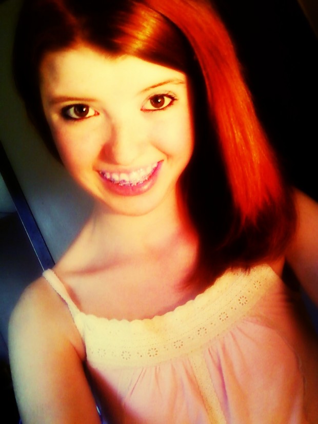 She's heaven on eyes, but boys she's hell on the hearttt. (;