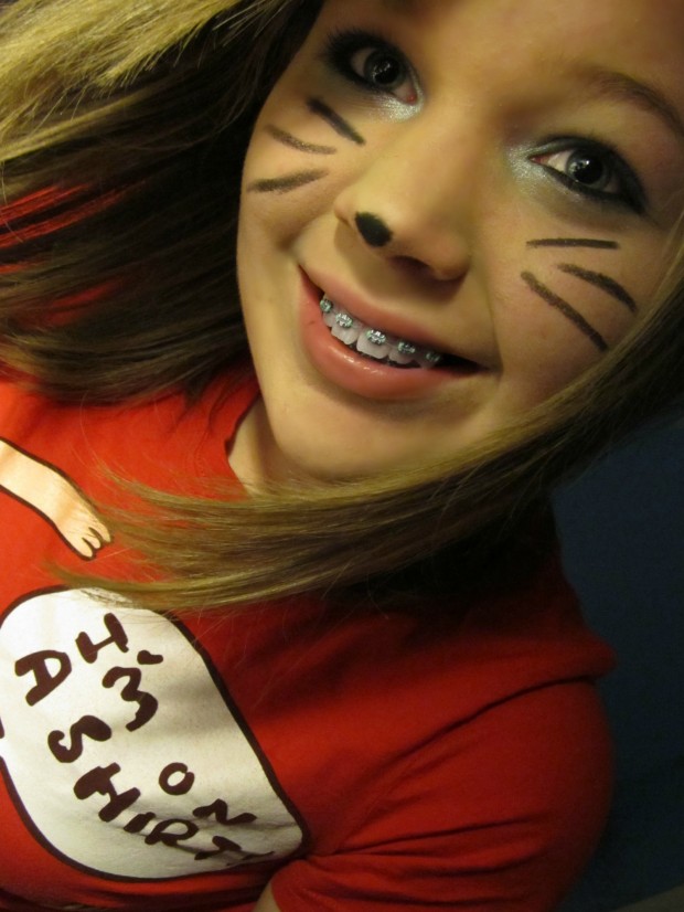 Meow . ;333