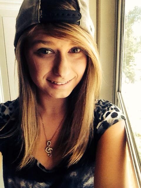 Snapbacks look cute :)