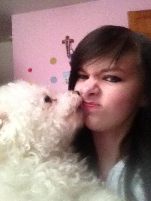 Puppy love:3