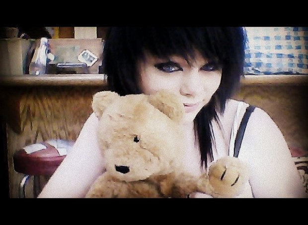 my teddy bear says hi 